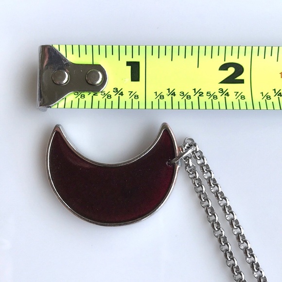 Dark Red resin & glitter crecent moon steel choker - Picture 8 of 9